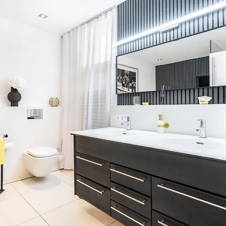 Himmelweit شقة فرايونغ